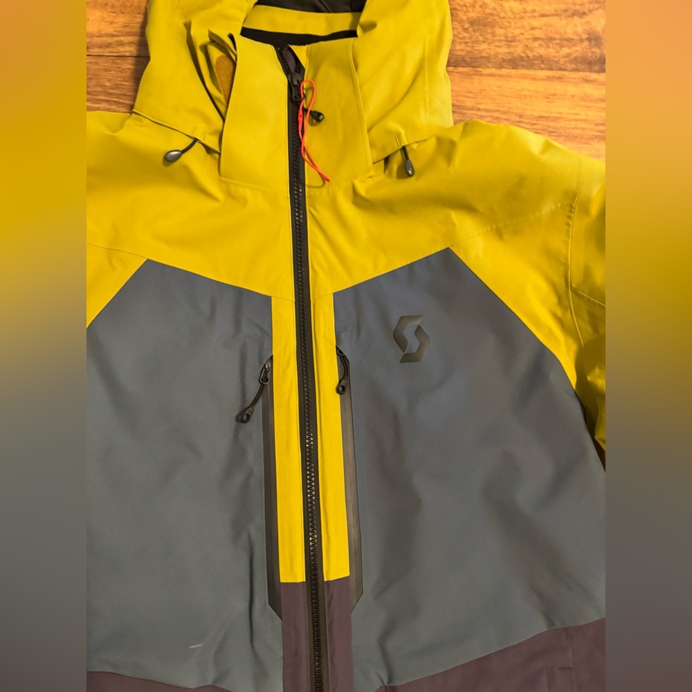 EUC Scott Sport Vertic Ripstop 3L Shell Ski Jacket - Picture 5 of 14